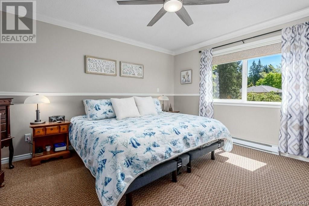1665 CHESTER PLACE Image 30