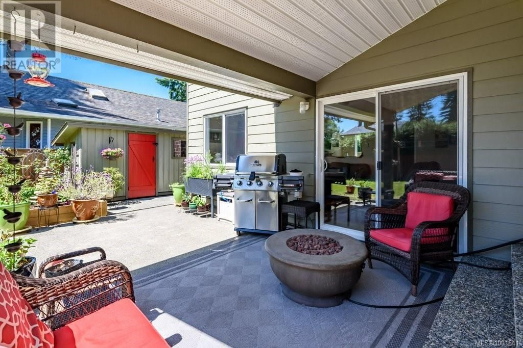 1665 CHESTER PLACE Image 45