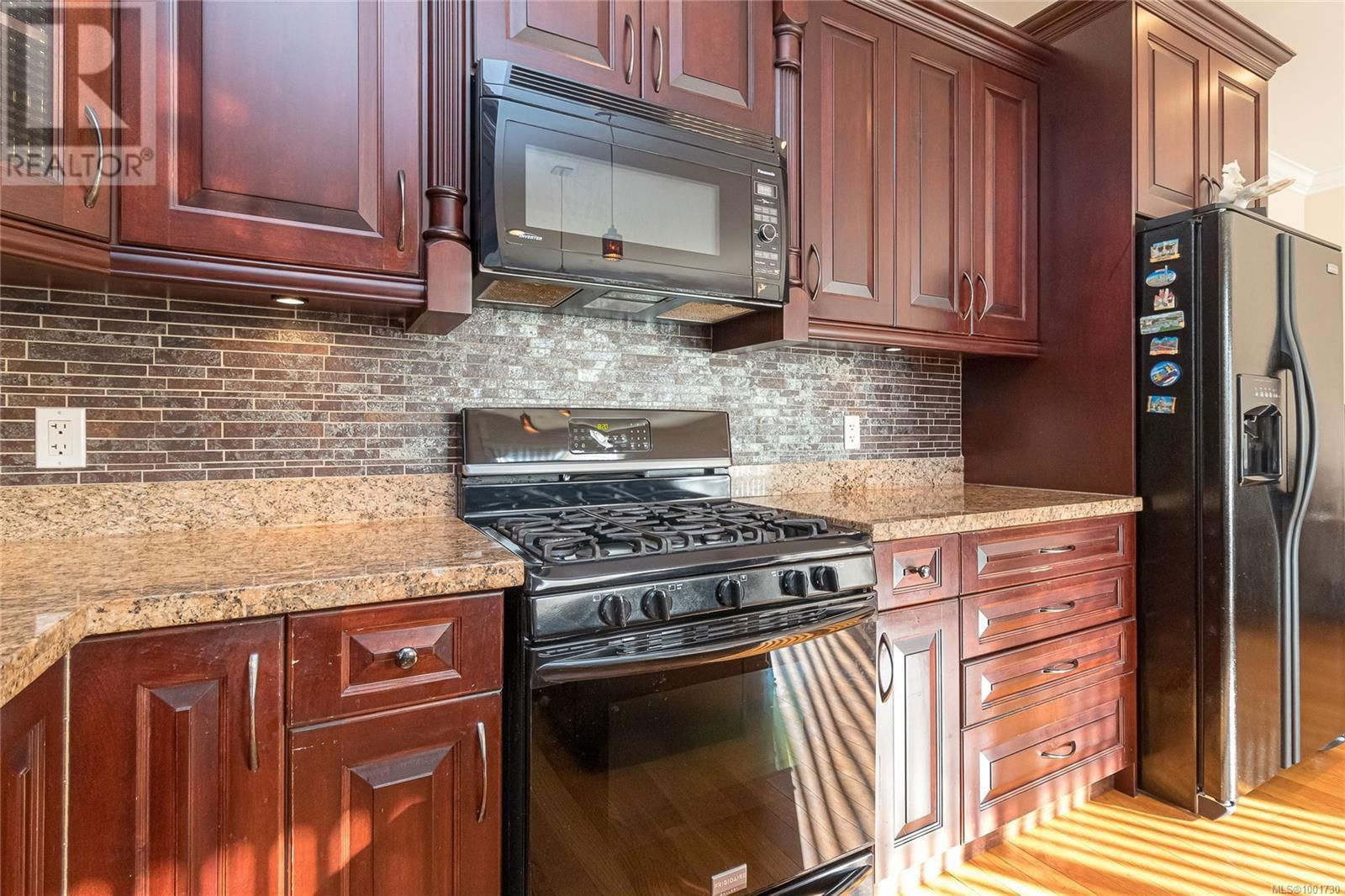 3161 WASCANA STREET Image 13