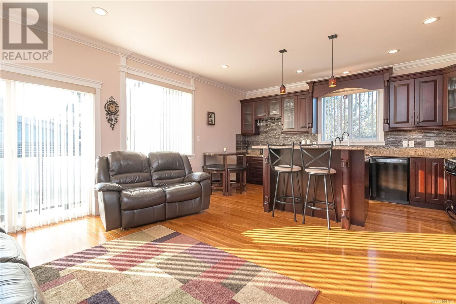 3161 WASCANA STREET Image 17
