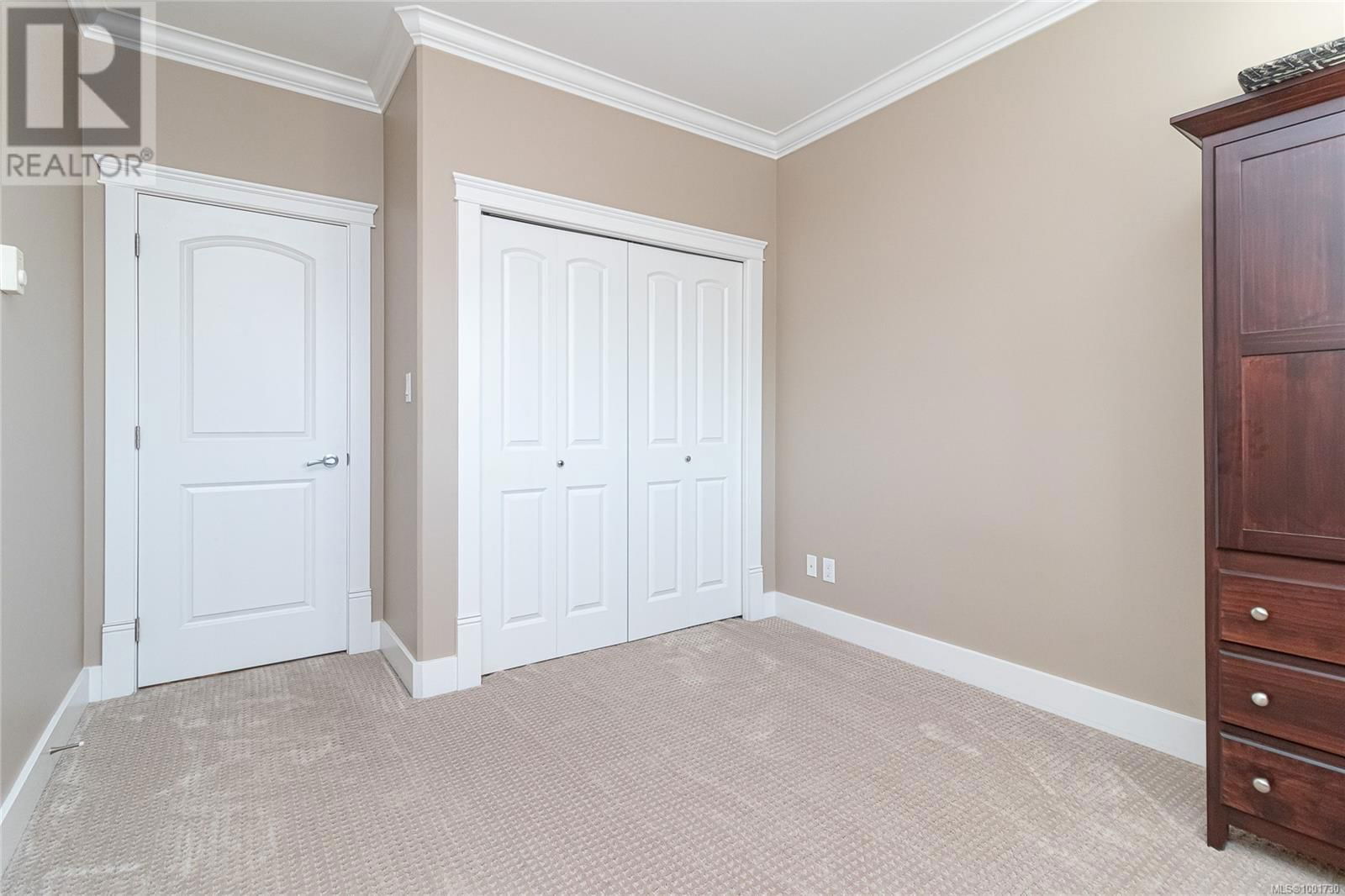 3161 WASCANA STREET Image 24