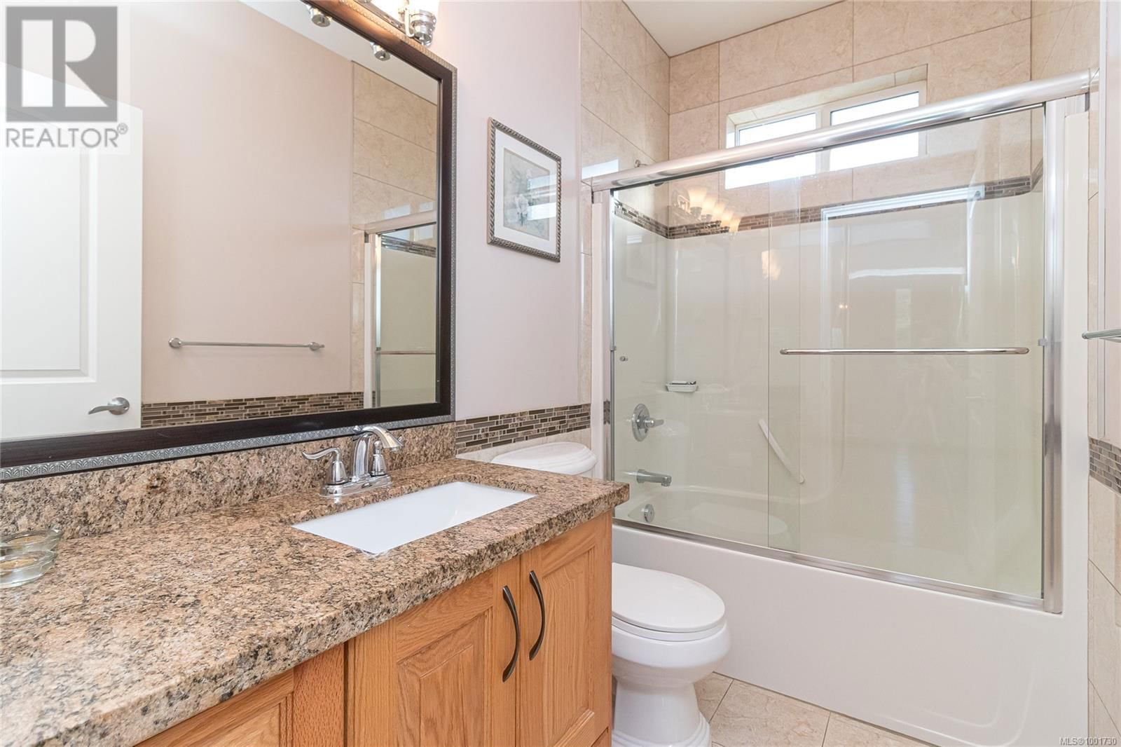 3161 WASCANA STREET Image 25