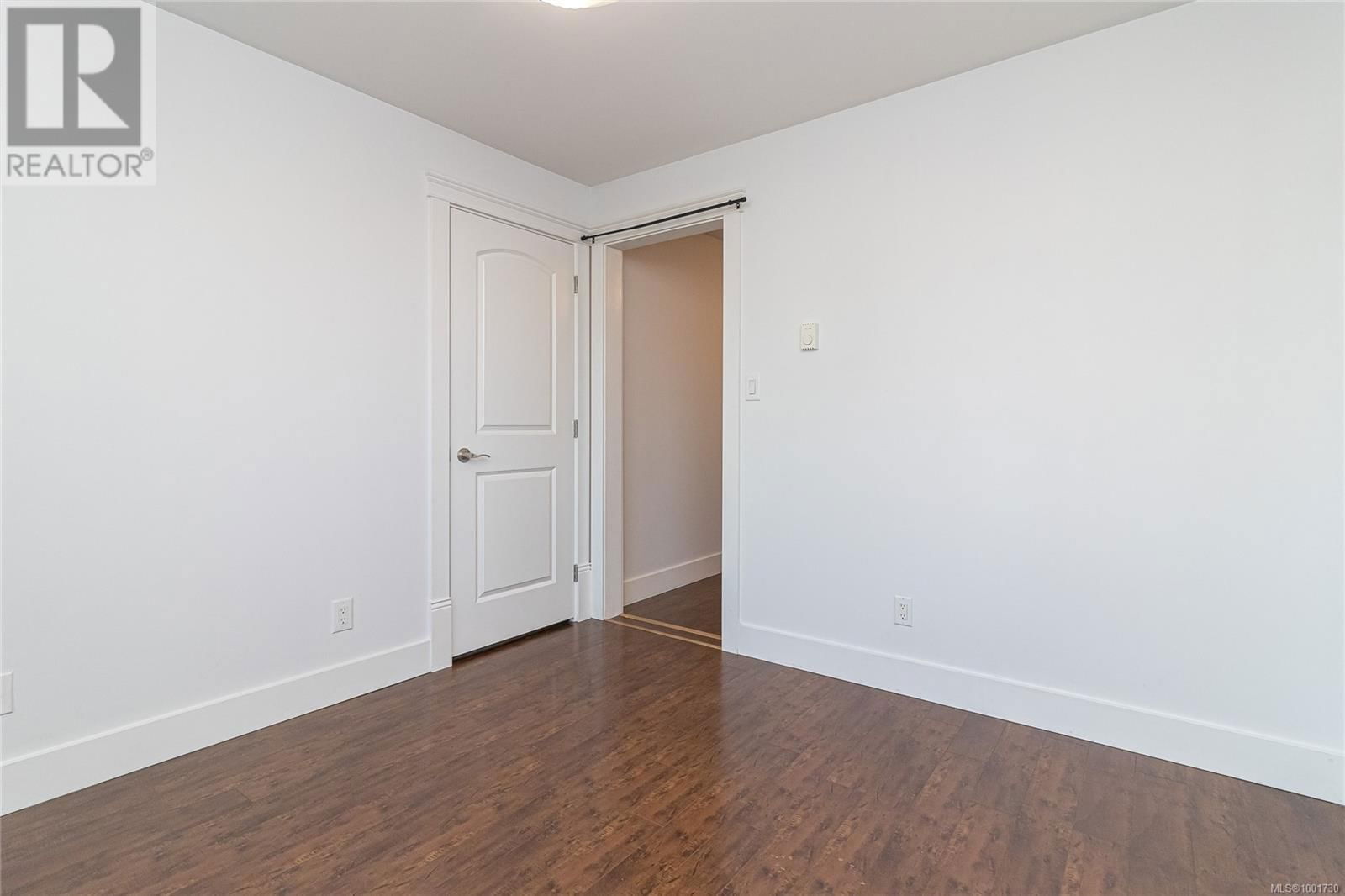3161 WASCANA STREET Image 34
