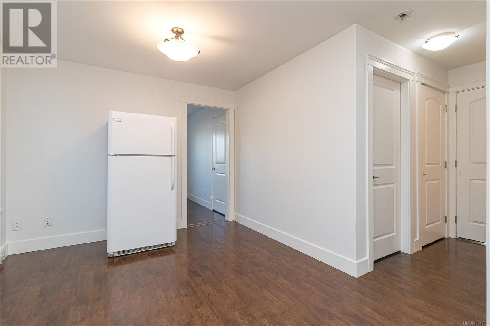 3161 WASCANA STREET Image 35