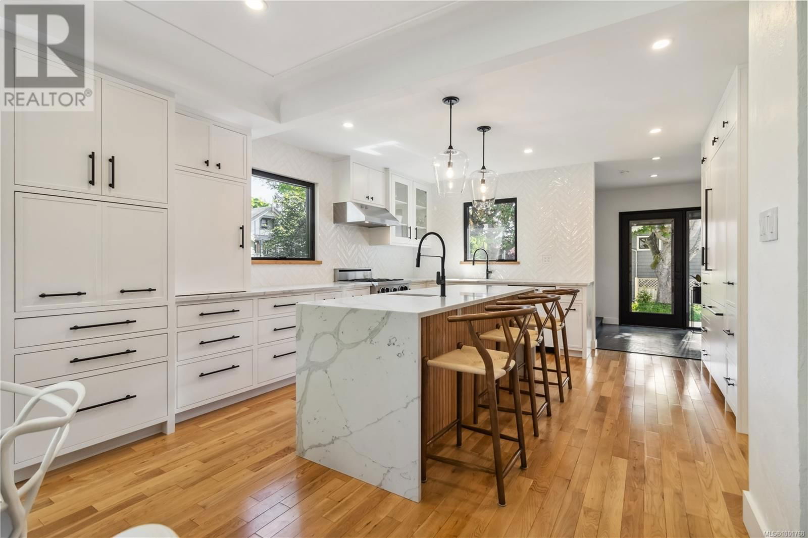 Primary Property View