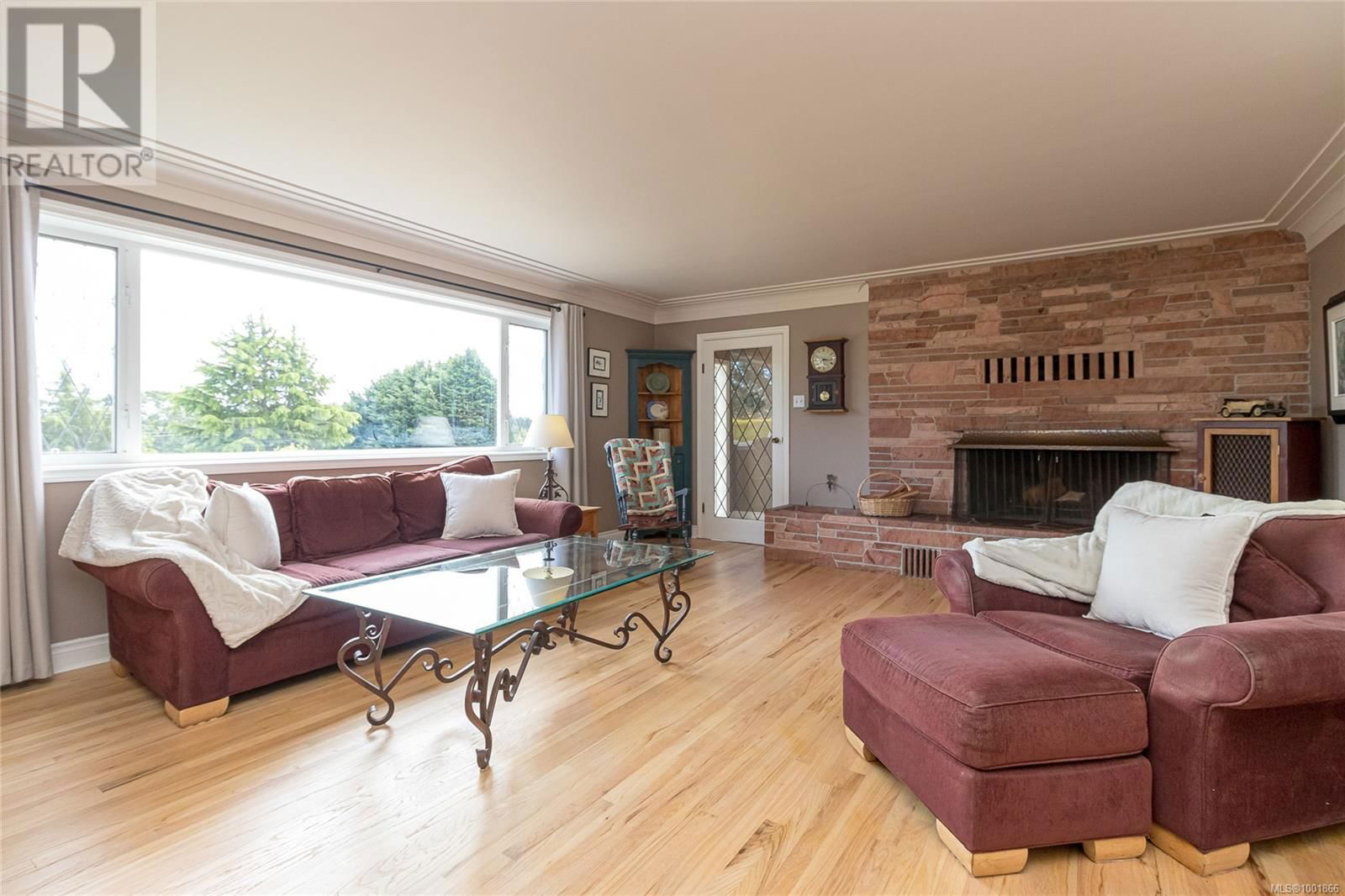 4228 WESTERVELT PLACE Image 4