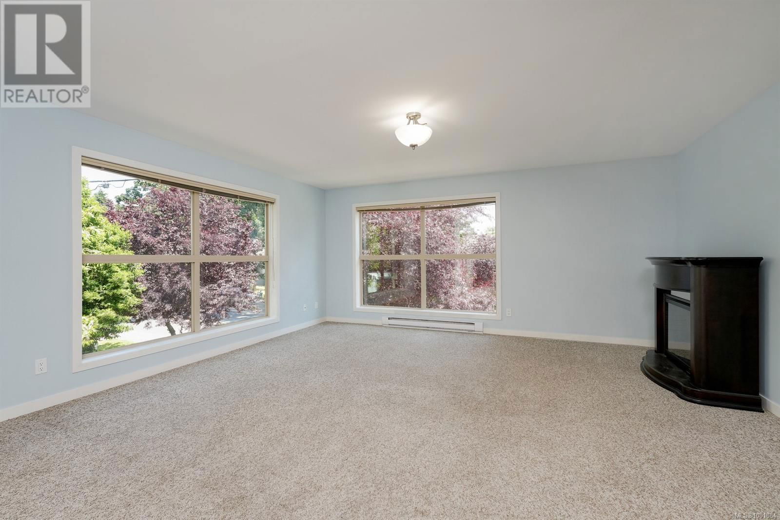 101 - 2710 PEATT ROAD Image 4