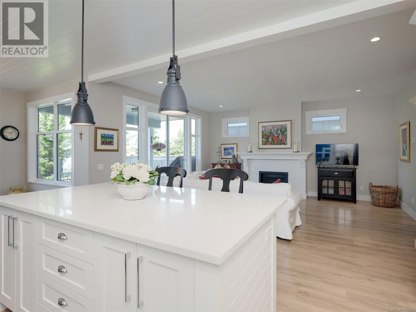 300 SEAFIELD ROAD Image 11