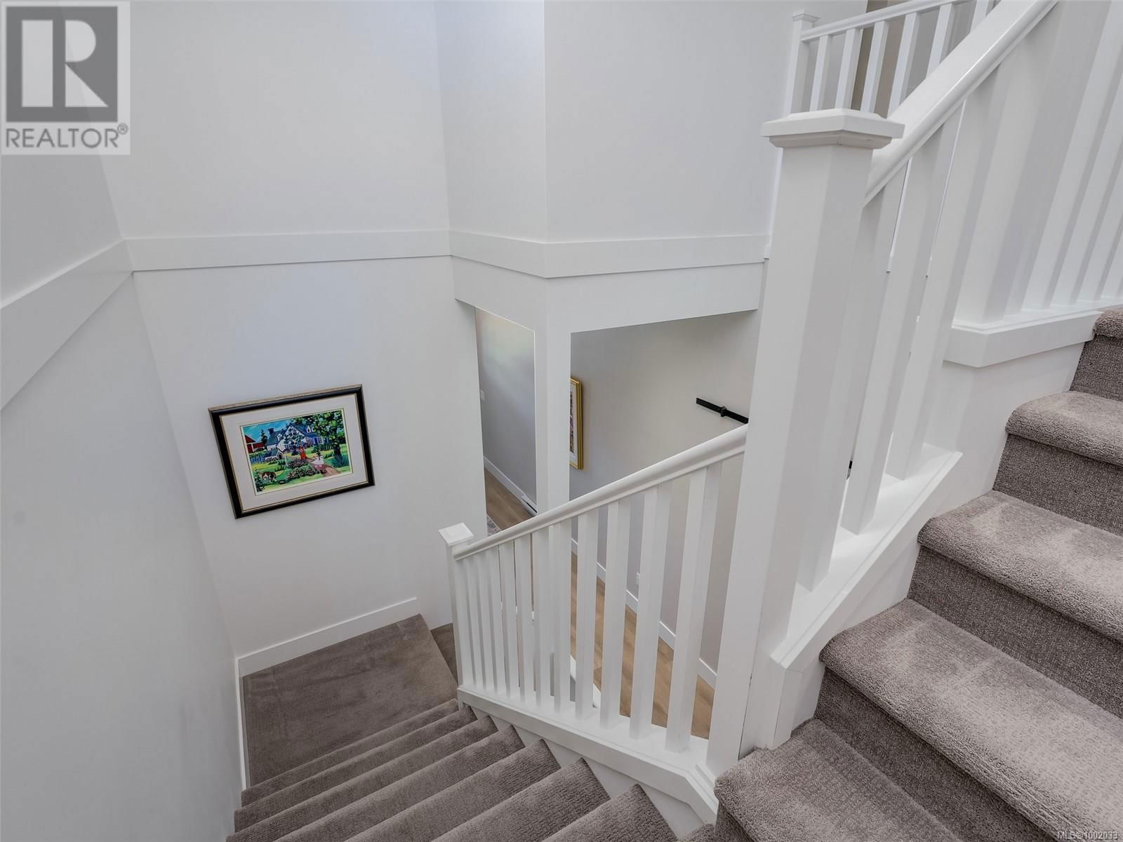 300 SEAFIELD ROAD Image 19