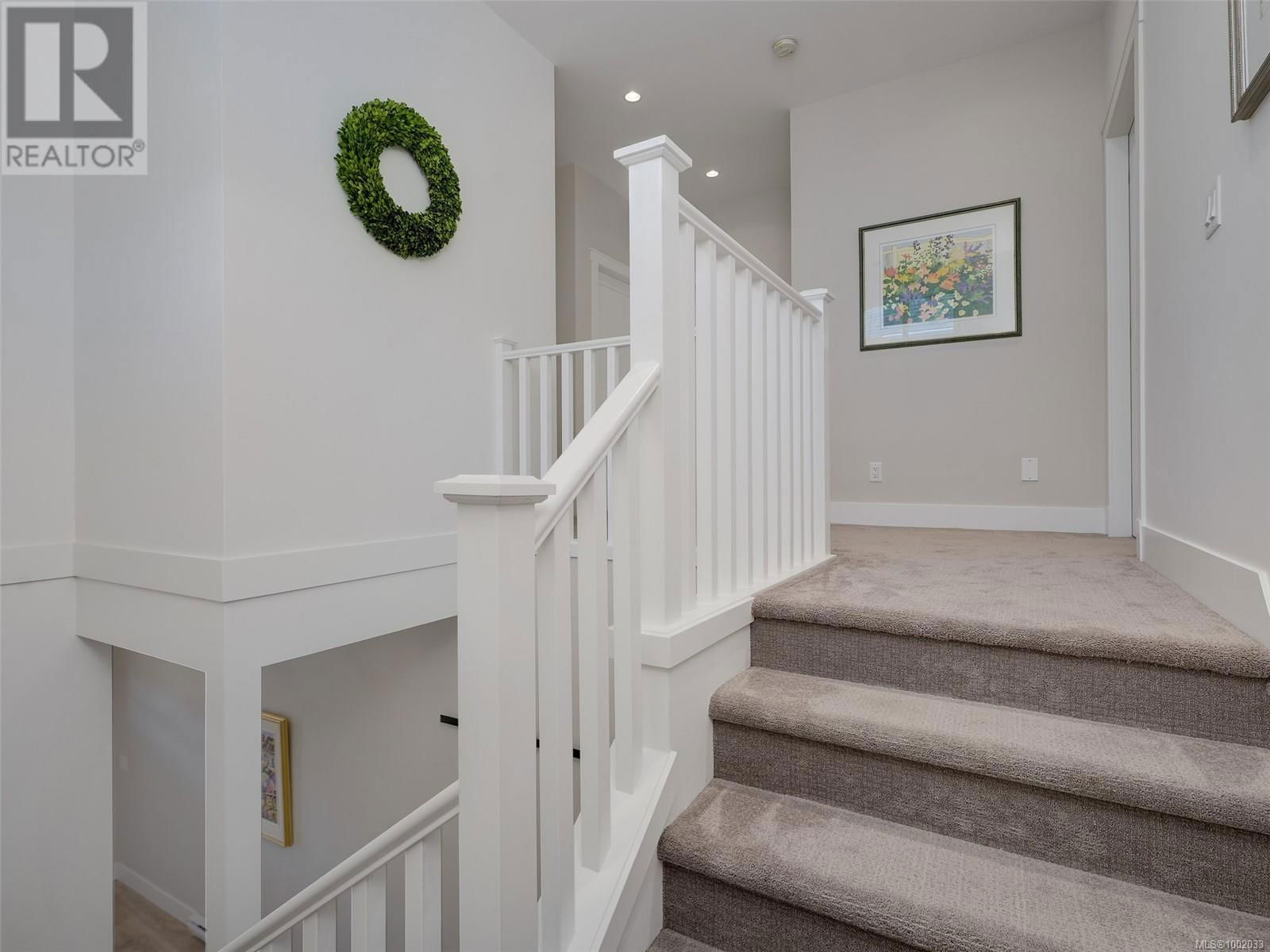 300 SEAFIELD ROAD Image 33