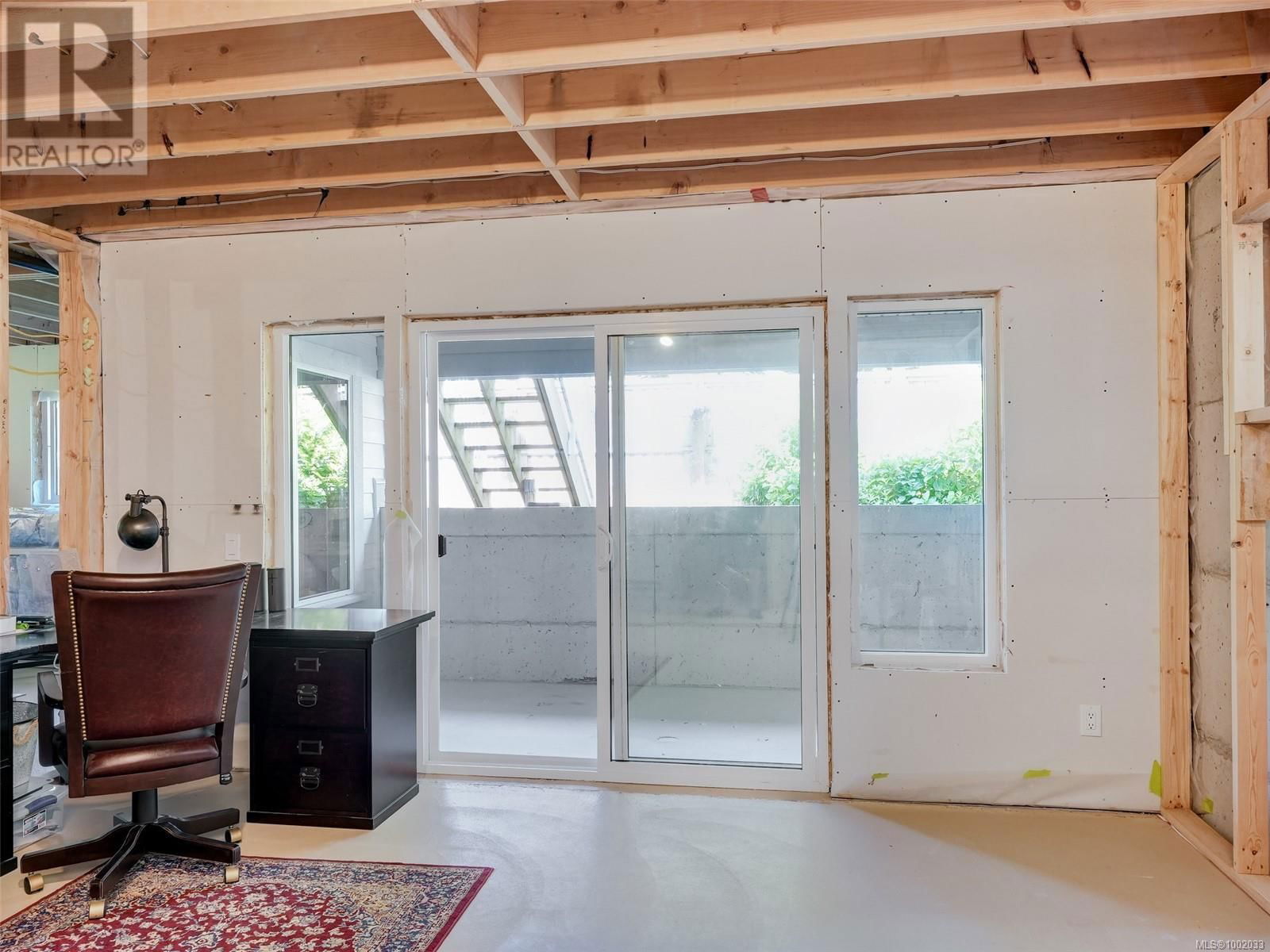 300 SEAFIELD ROAD Image 42