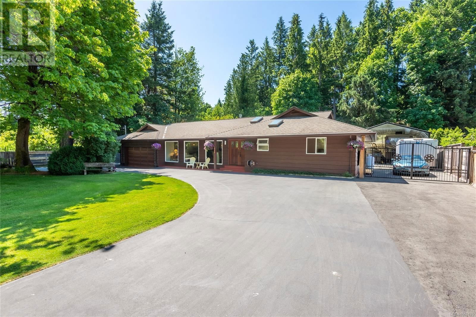2531 CAMPBELL RIVER ROAD Image 2