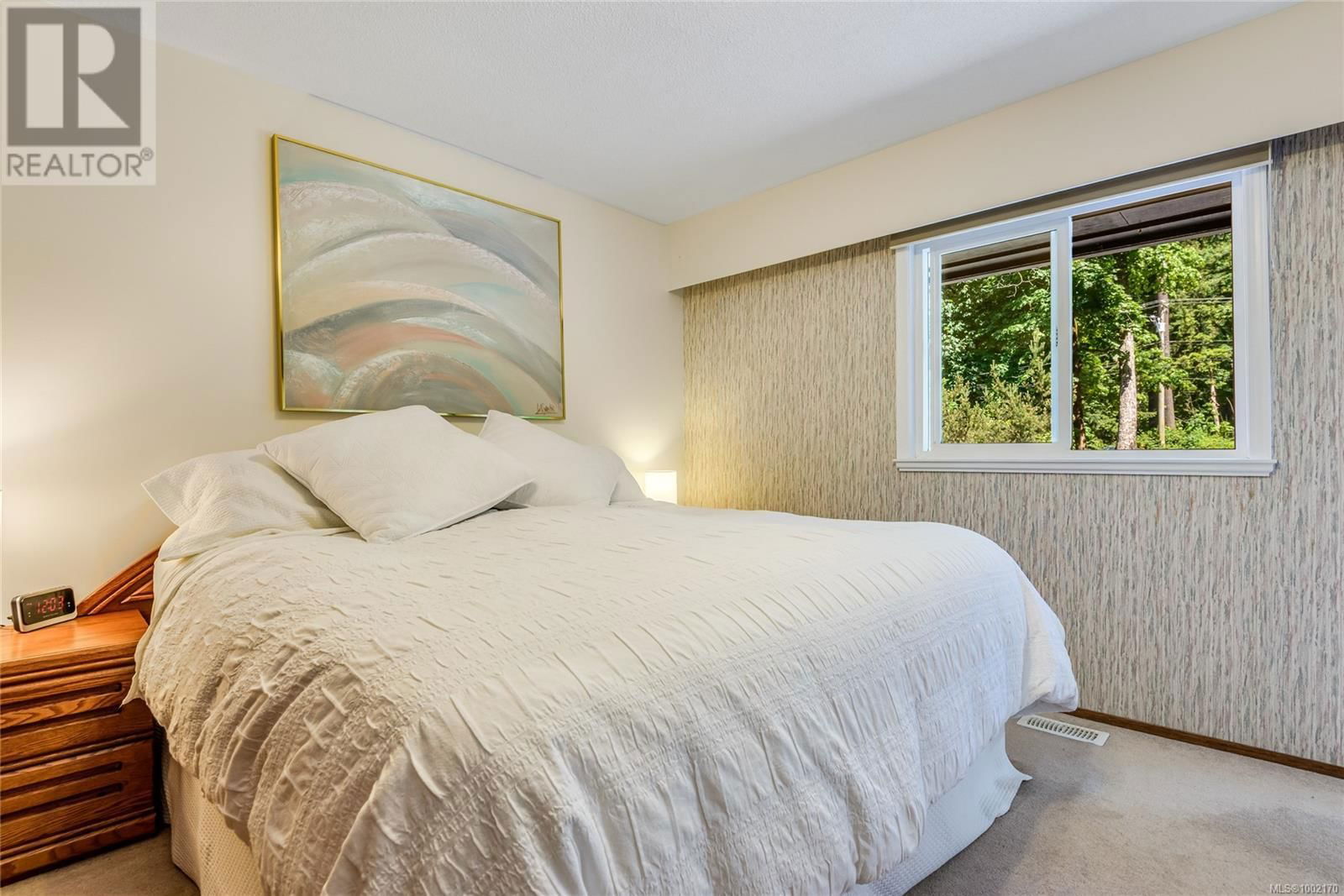 2531 CAMPBELL RIVER ROAD Image 21