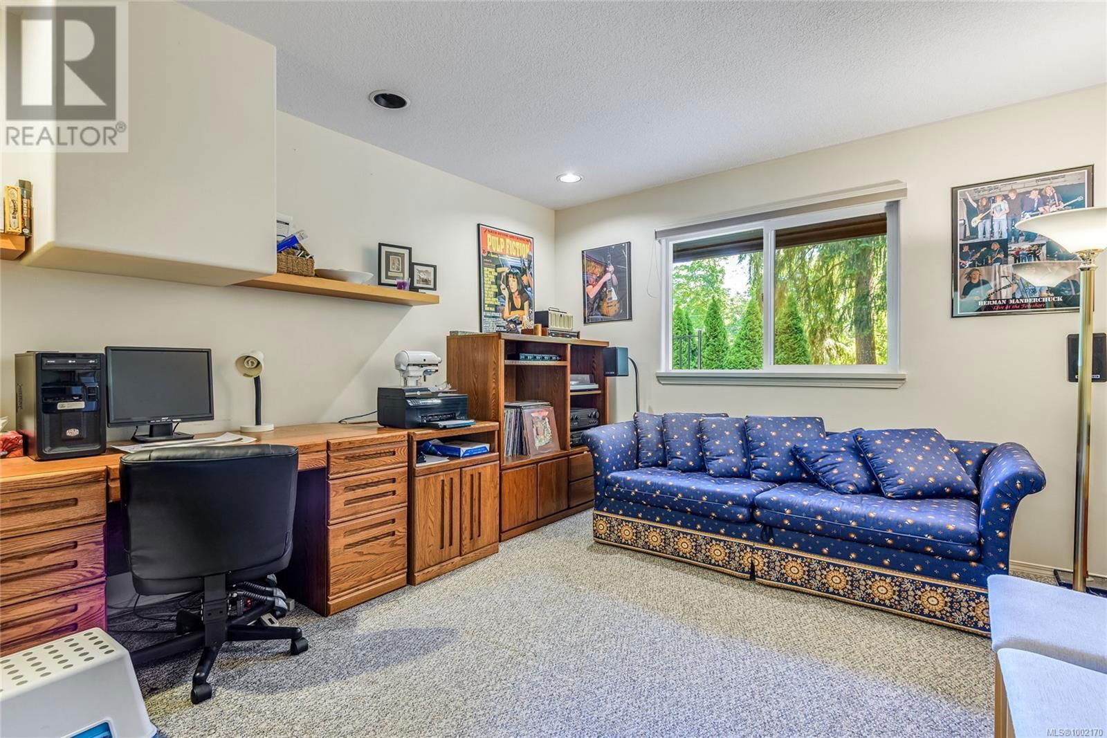 2531 CAMPBELL RIVER ROAD Image 35