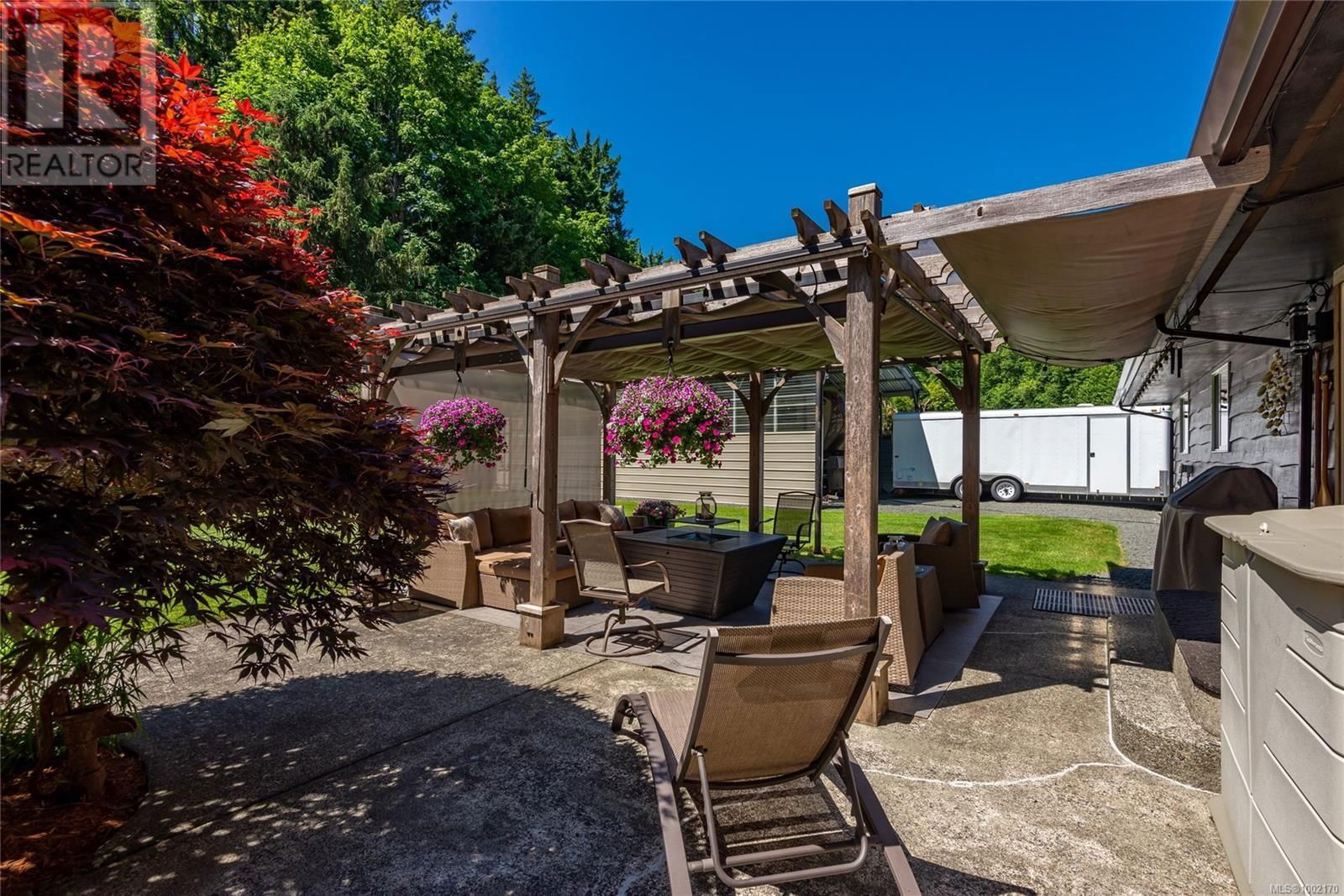 2531 CAMPBELL RIVER ROAD Image 49