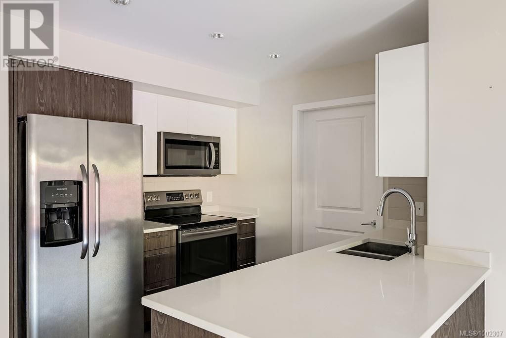 203 - 1000 INVERNESS ROAD Image 3