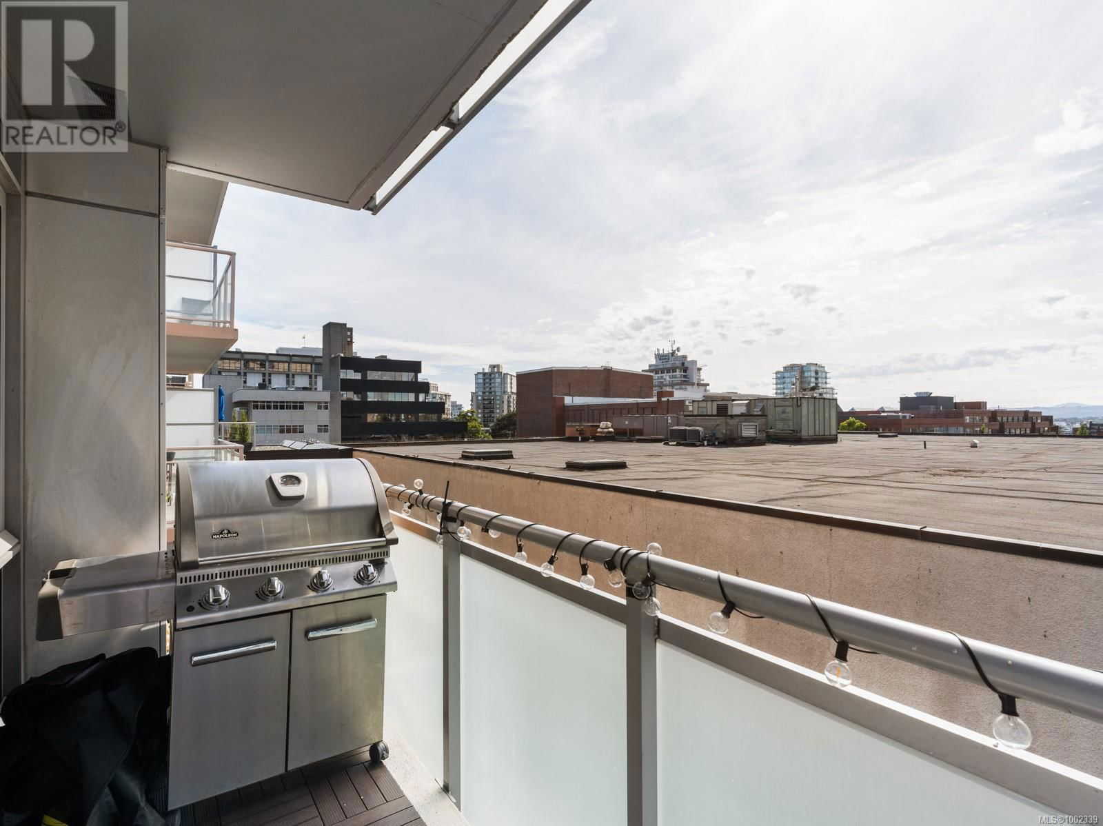 502 - 838 BROUGHTON STREET Image 20