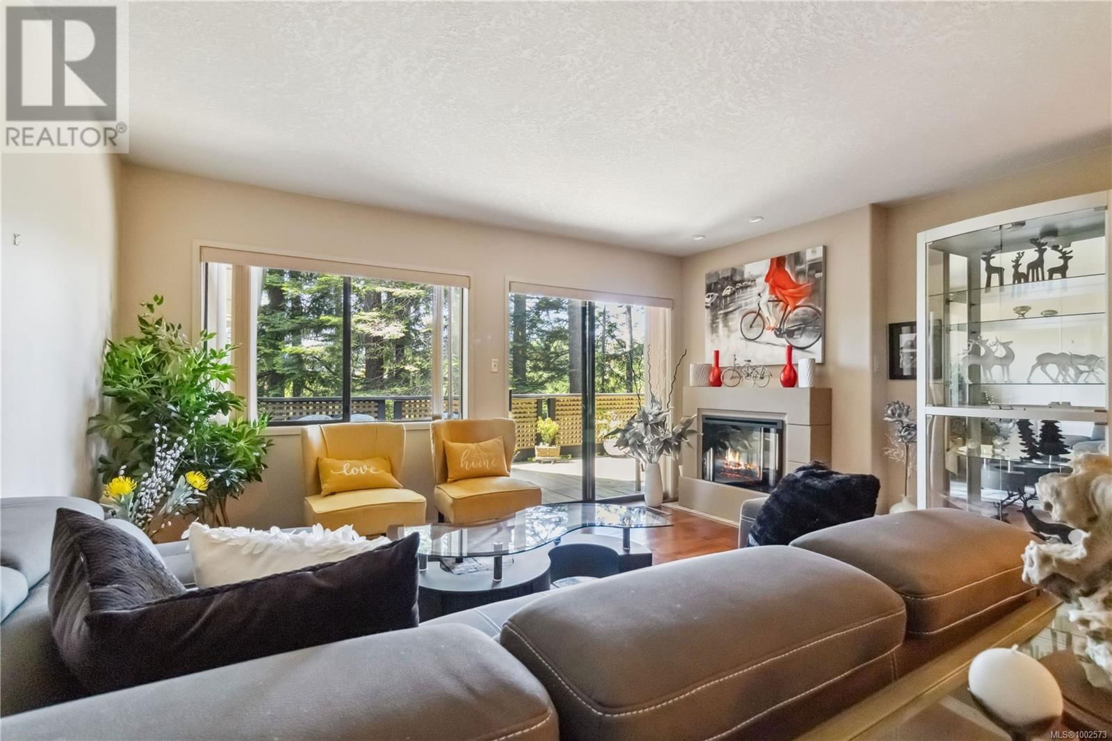 1 - 981 FIR TREE GLEN Image 13