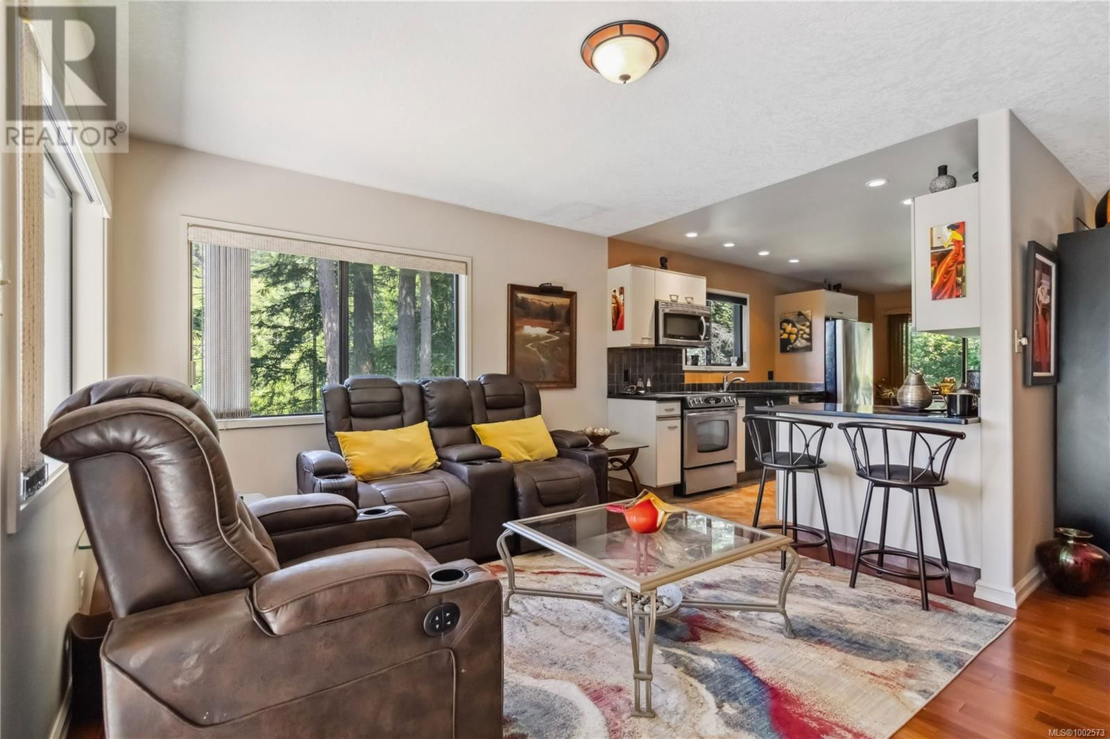 1 - 981 FIR TREE GLEN Image 15