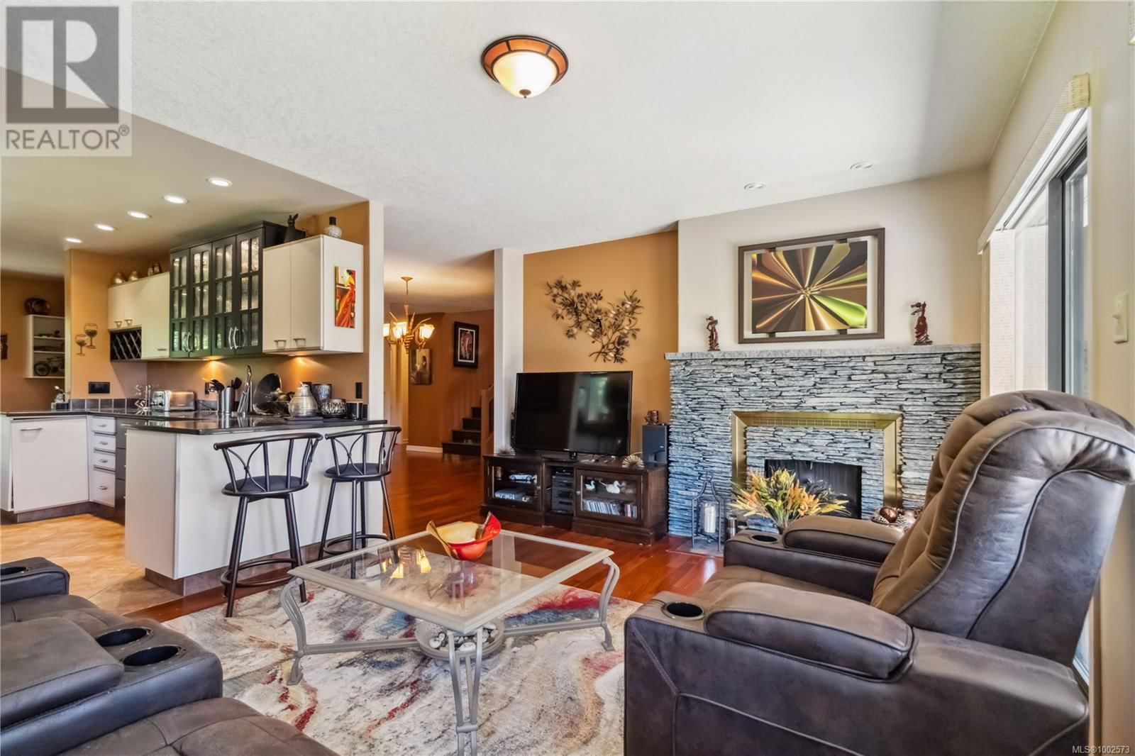 1 - 981 FIR TREE GLEN Image 17