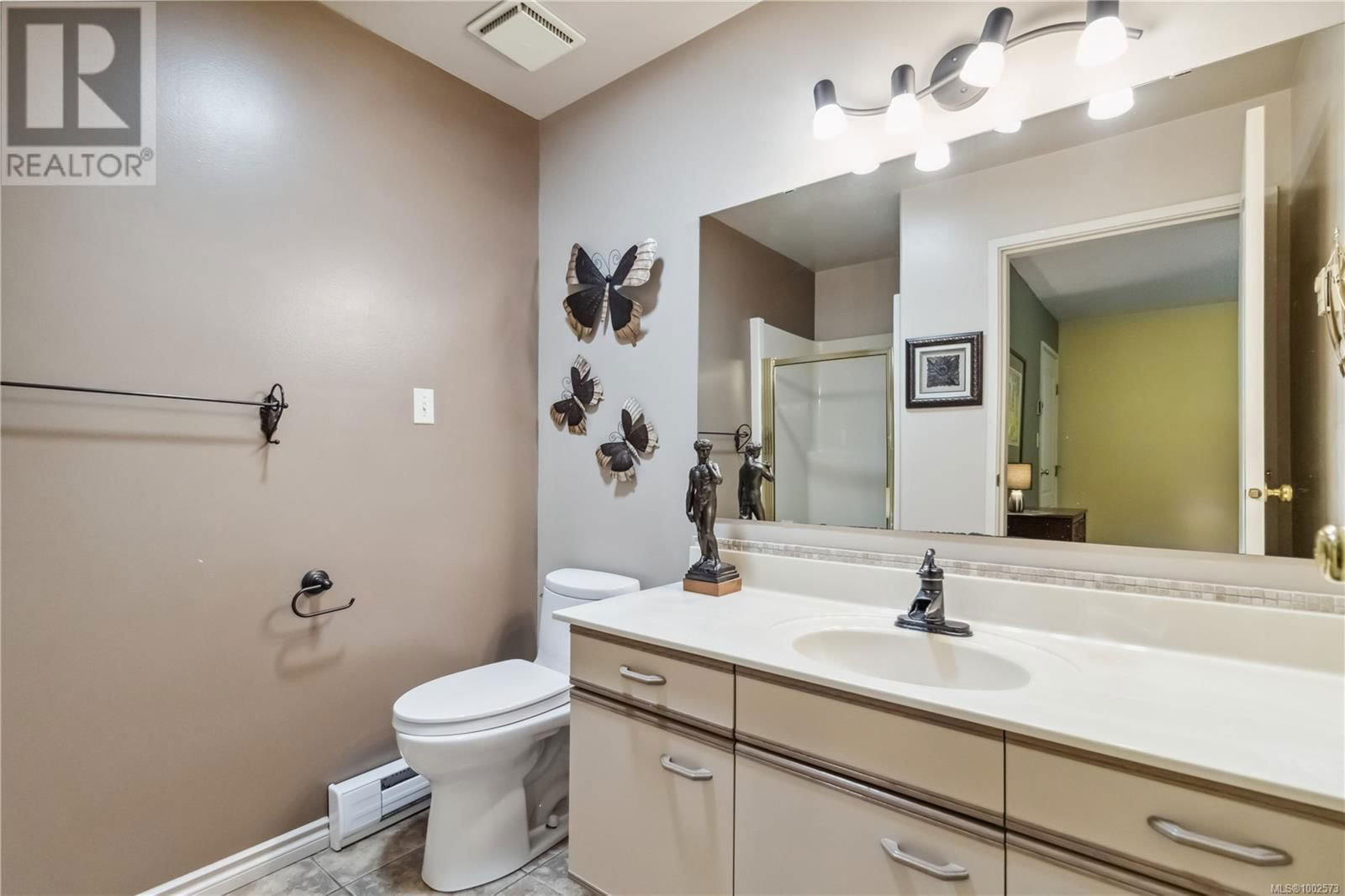 1 - 981 FIR TREE GLEN Image 27