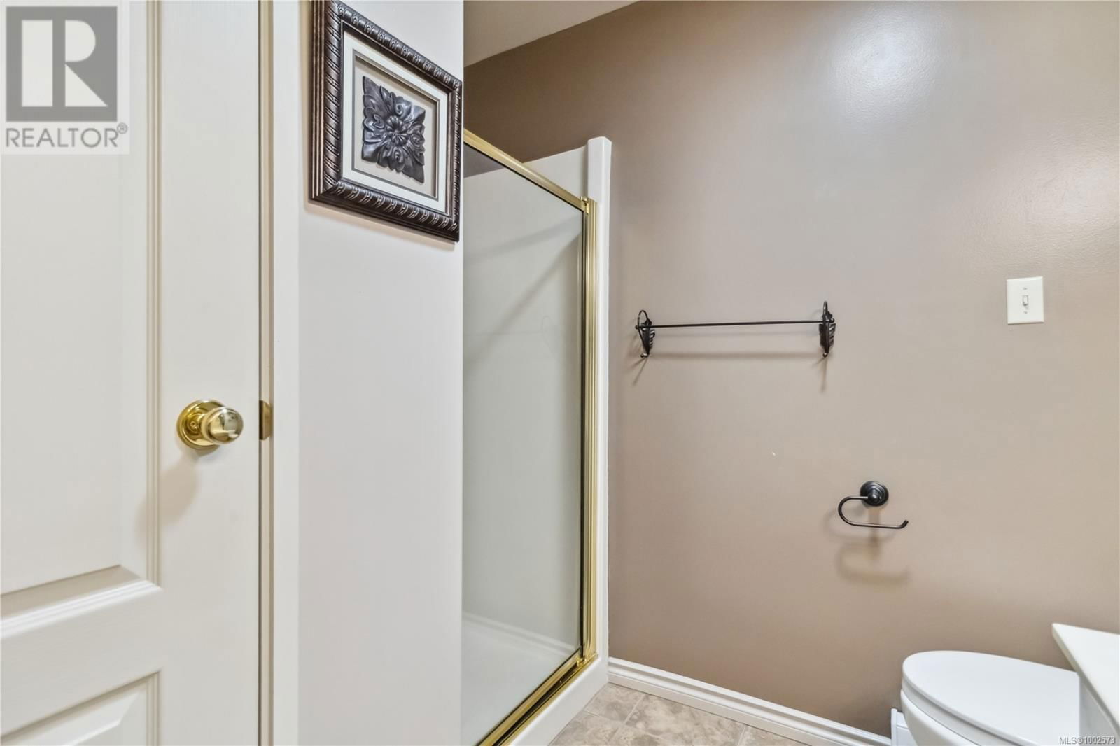 1 - 981 FIR TREE GLEN Image 28