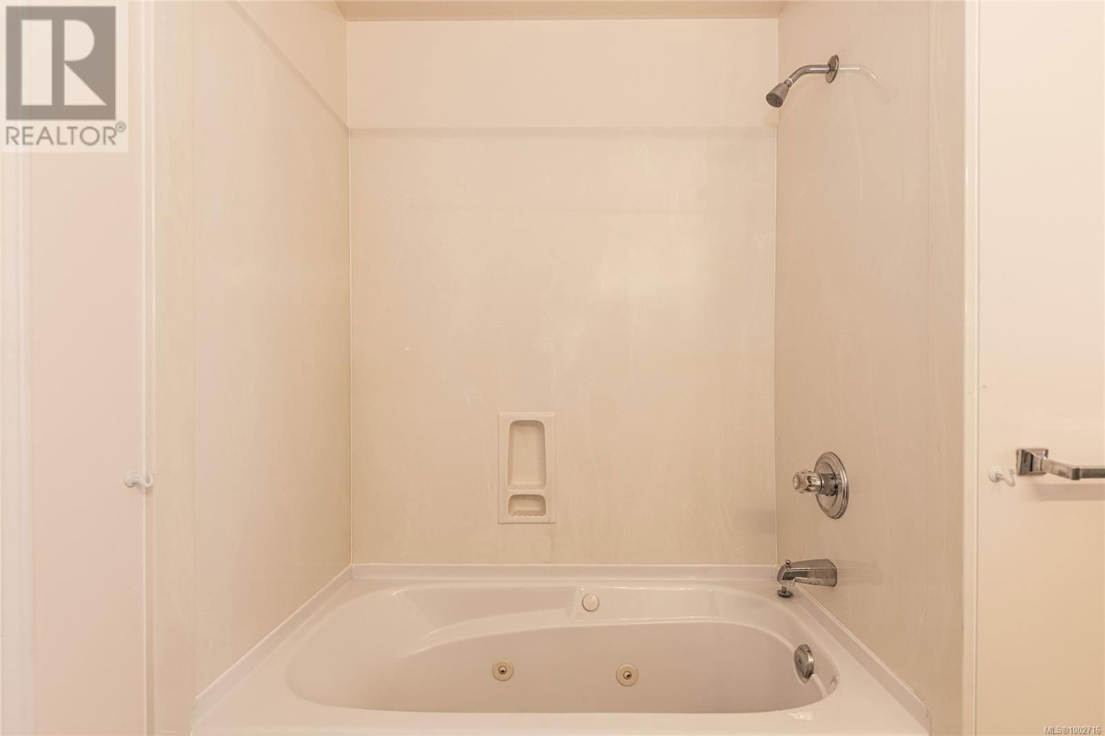 4251 PARKSIDE CRESCENT Image 15