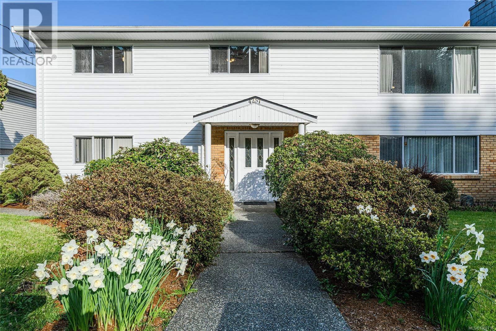 4251 PARKSIDE CRESCENT Image 3