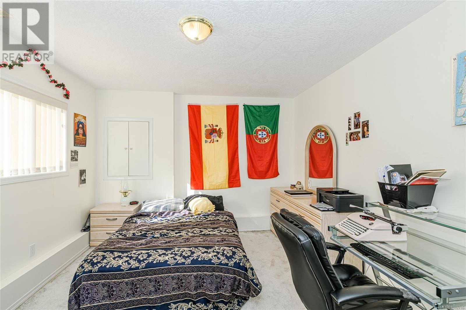4251 PARKSIDE CRESCENT Image 31