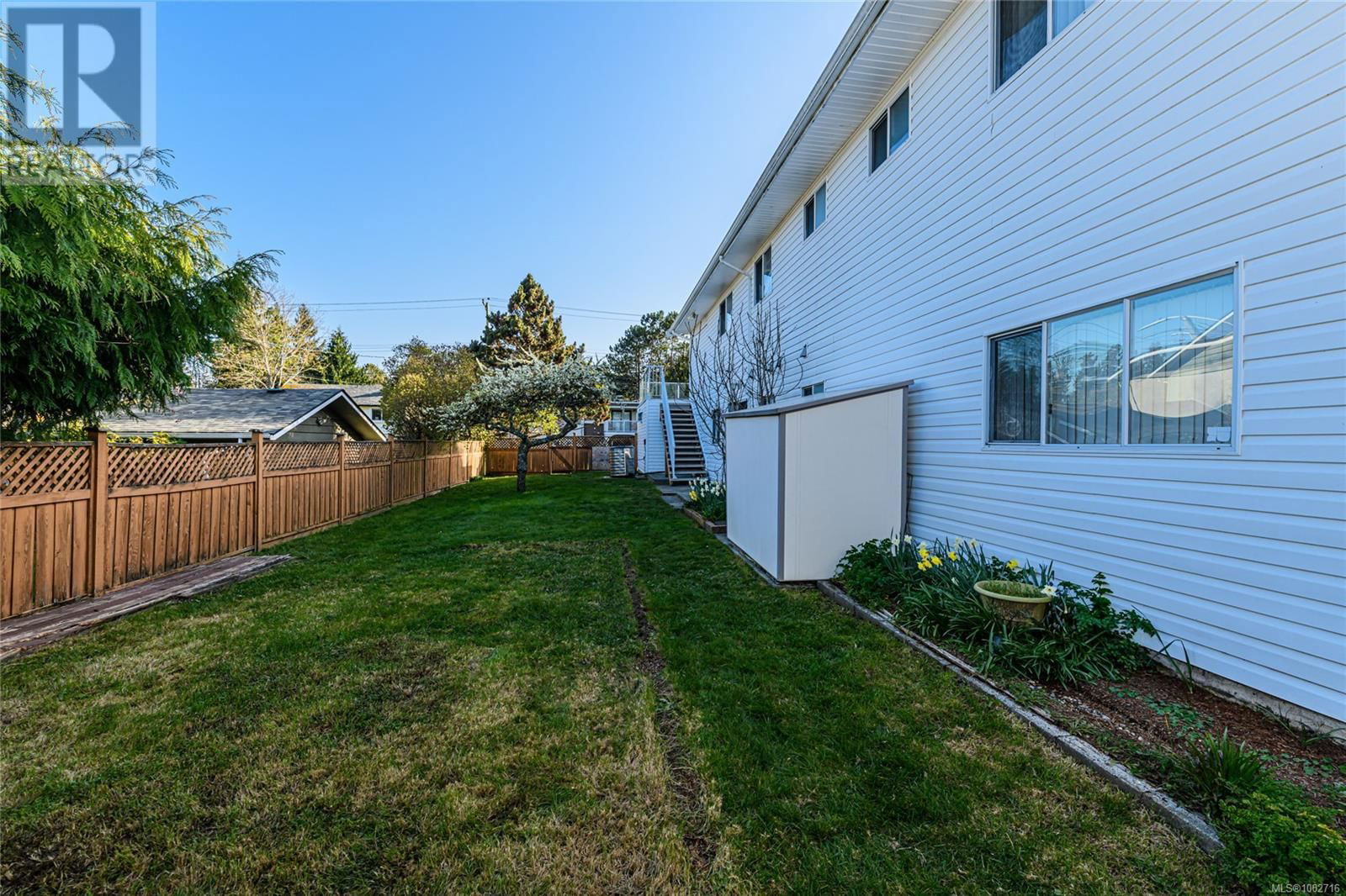 4251 PARKSIDE CRESCENT Image 36
