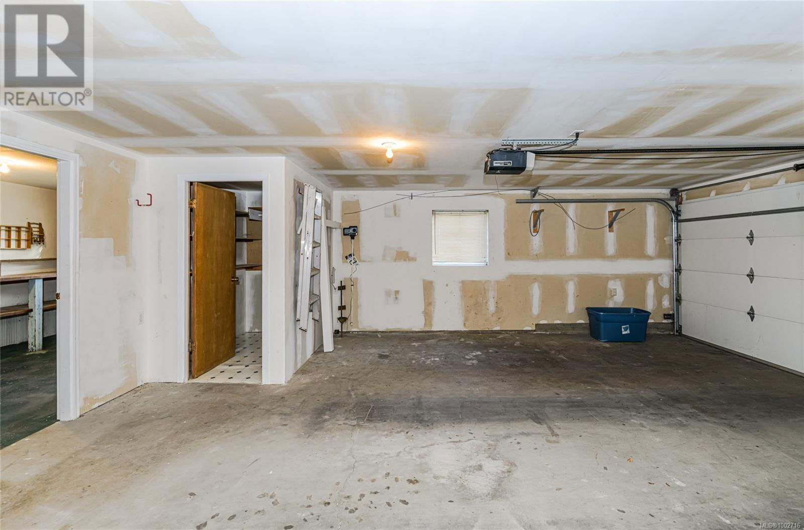 4251 PARKSIDE CRESCENT Image 40