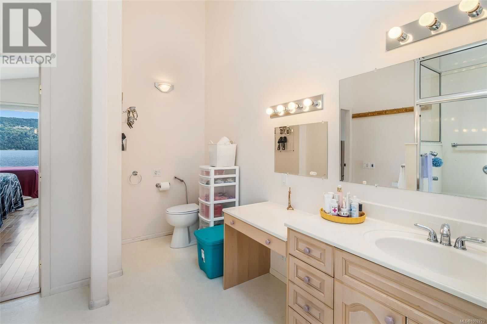 885 CHERRY POINT ROAD Image 30