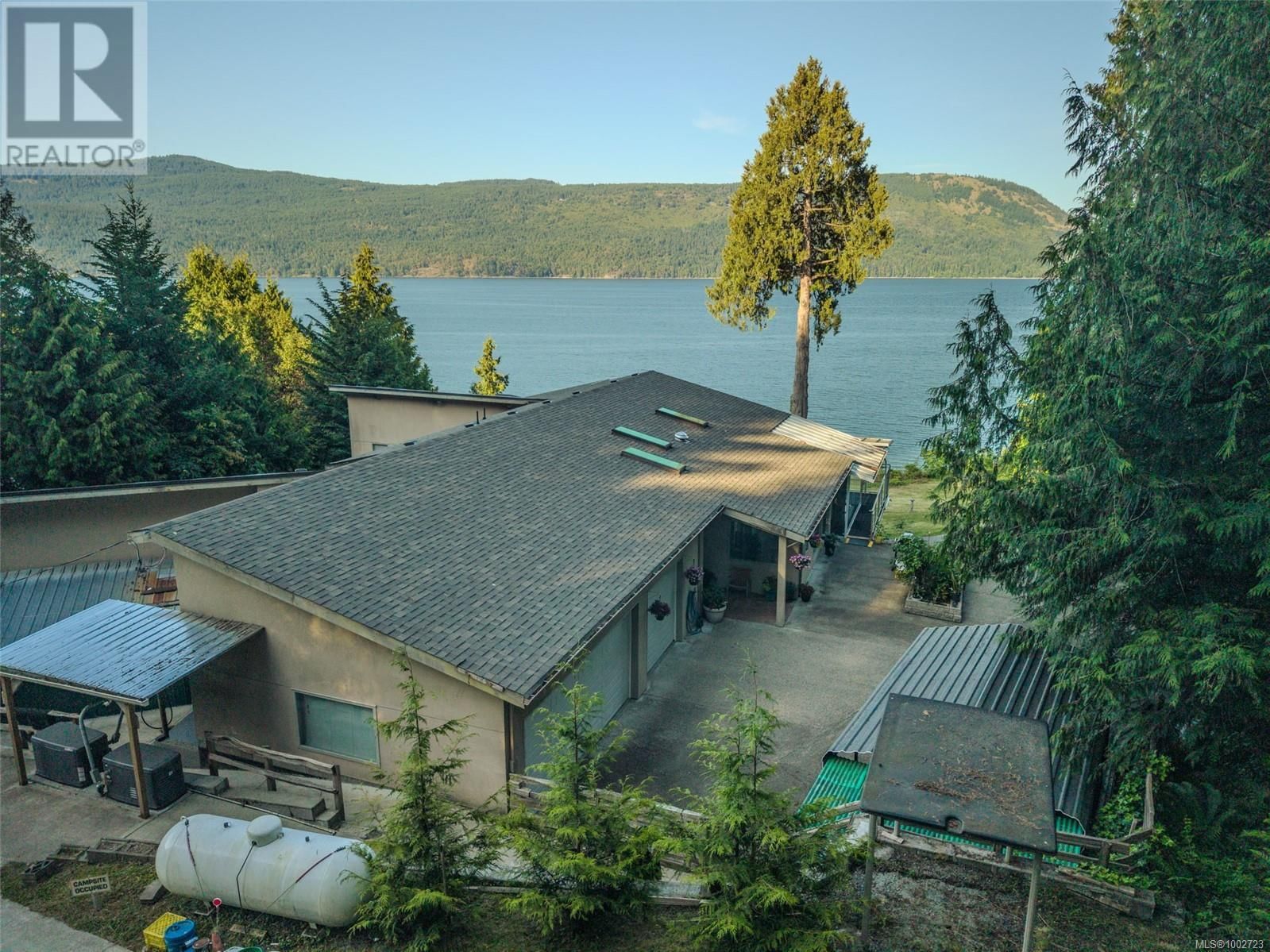 885 CHERRY POINT ROAD Image 92