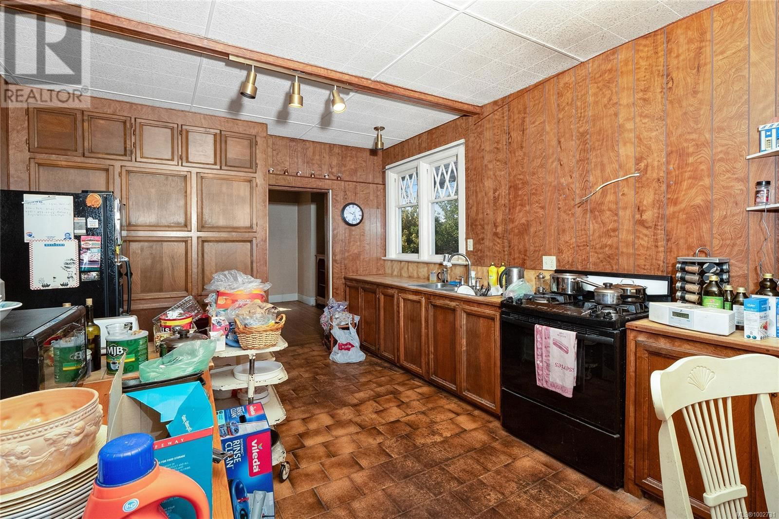 1539 MONTEREY AVENUE Image 14