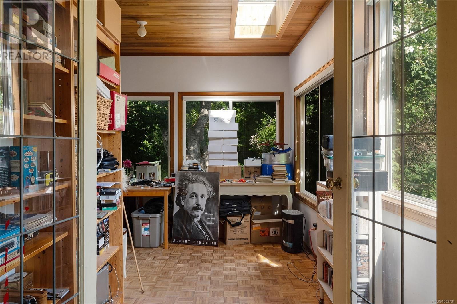 1539 MONTEREY AVENUE Image 17