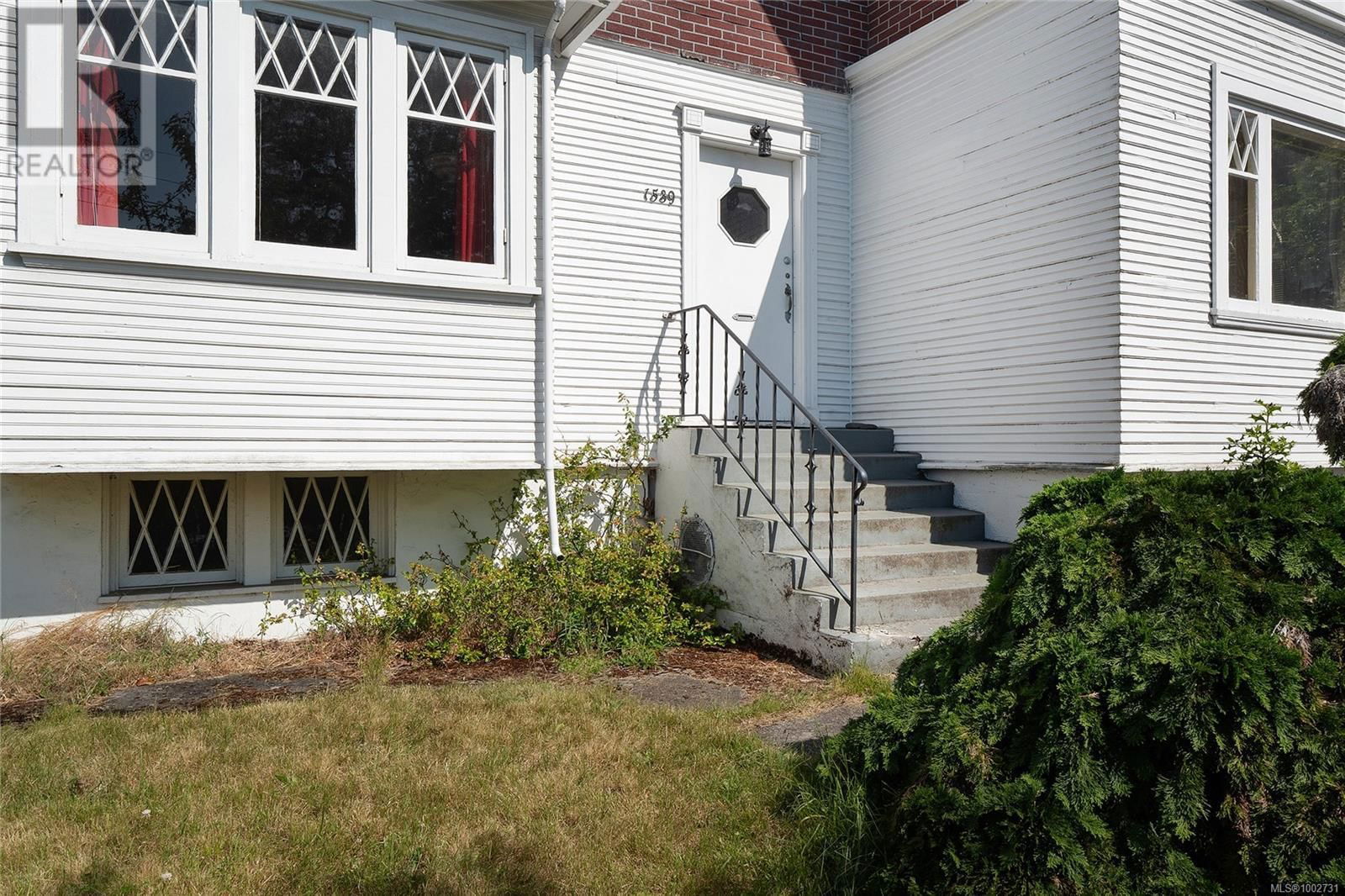 1539 MONTEREY AVENUE Image 6