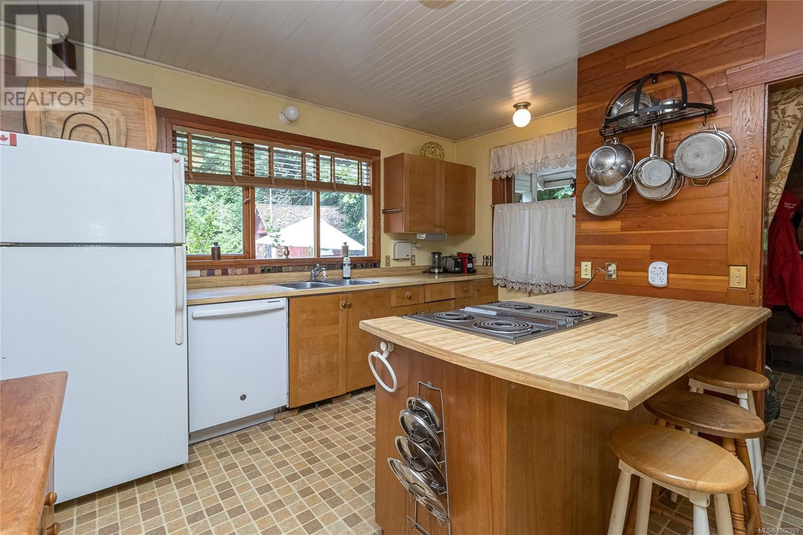 3065 COWICHAN LAKE ROAD Image 11