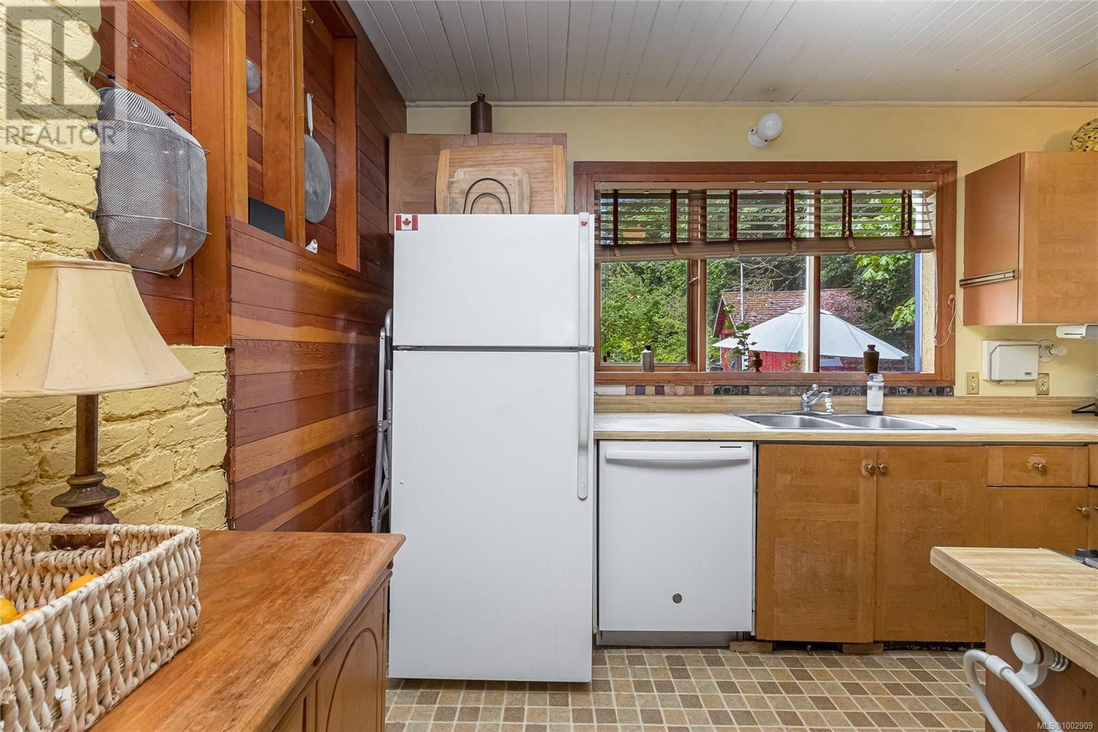 3065 COWICHAN LAKE ROAD Image 12