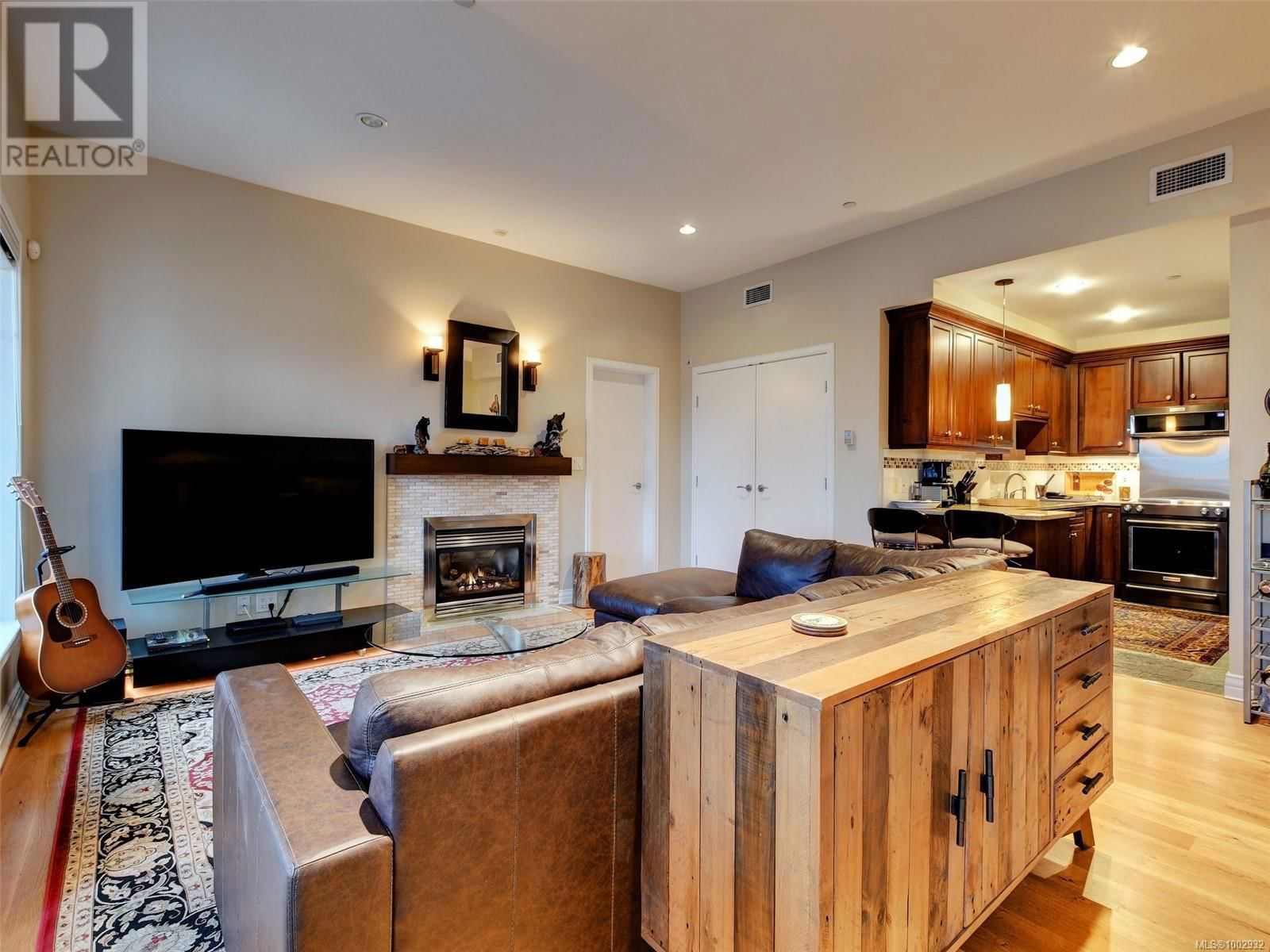 401 - 1335 BEAR MOUNTAIN PARKWAY Image 27