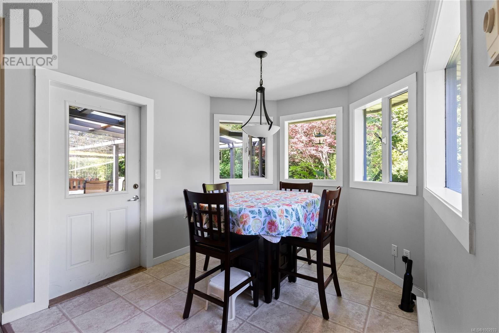 1692 MEADOWBROOK DRIVE Image 10