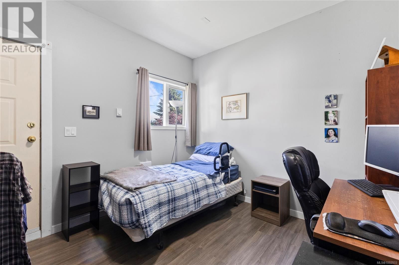 1692 MEADOWBROOK DRIVE Image 11