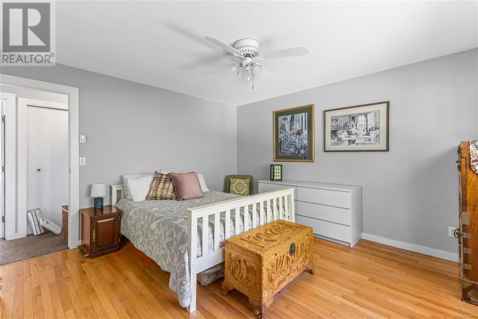 1692 MEADOWBROOK DRIVE Image 27