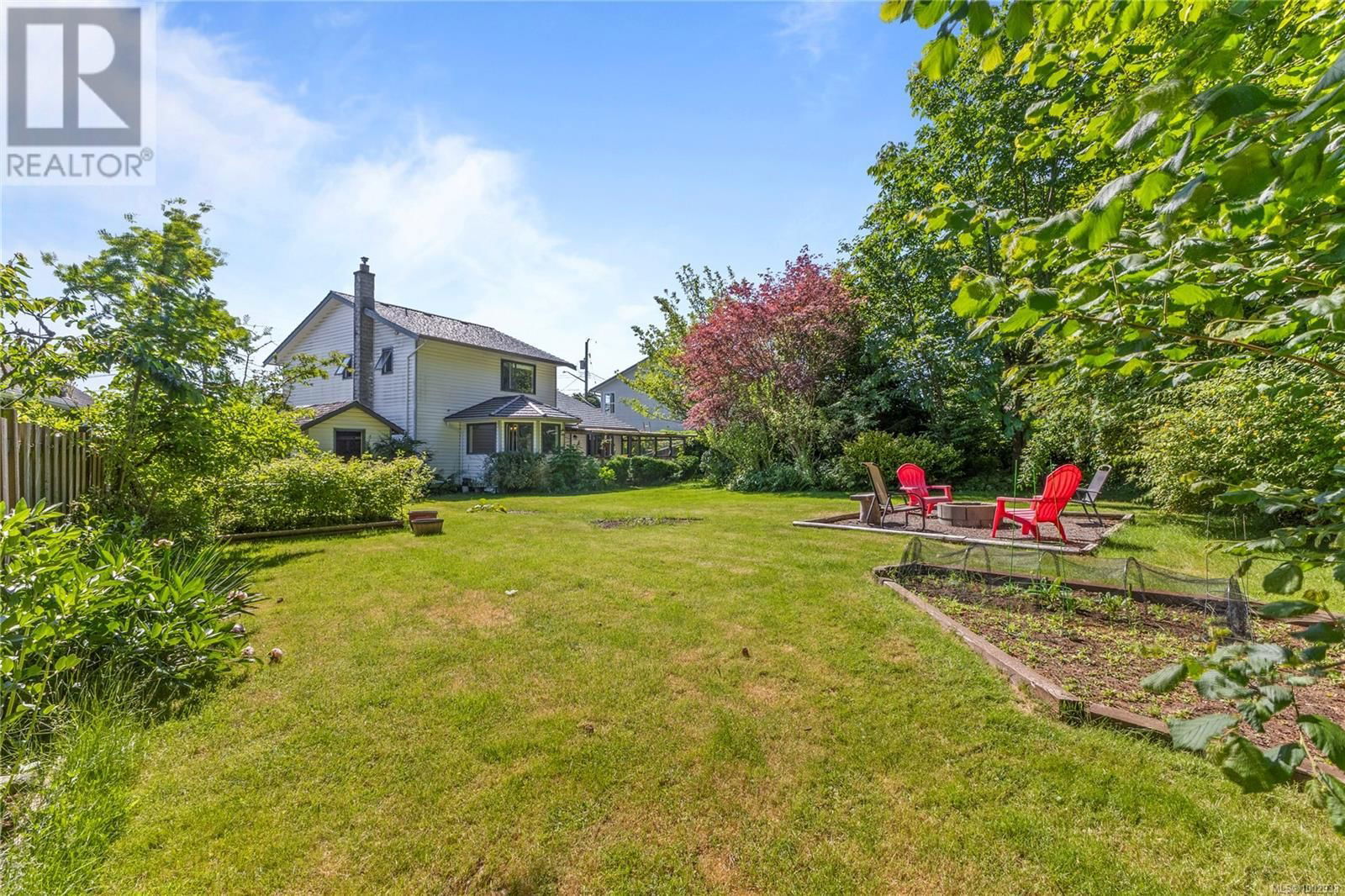 1692 MEADOWBROOK DRIVE Image 31