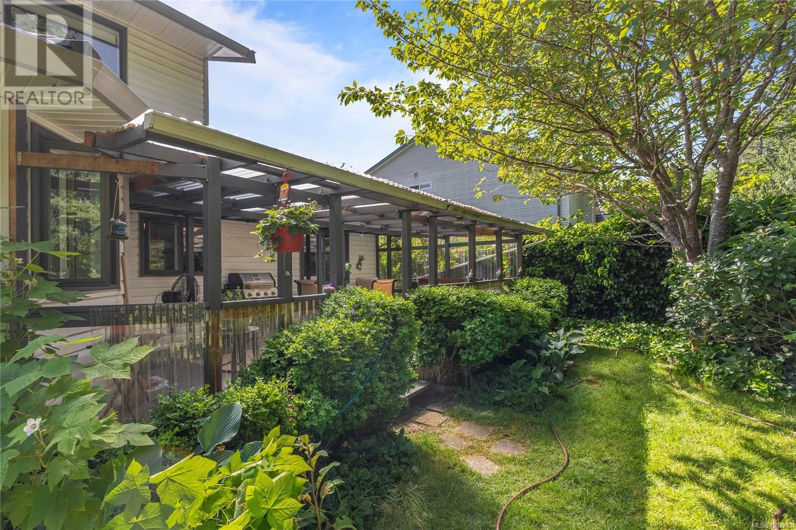 1692 MEADOWBROOK DRIVE Image 38
