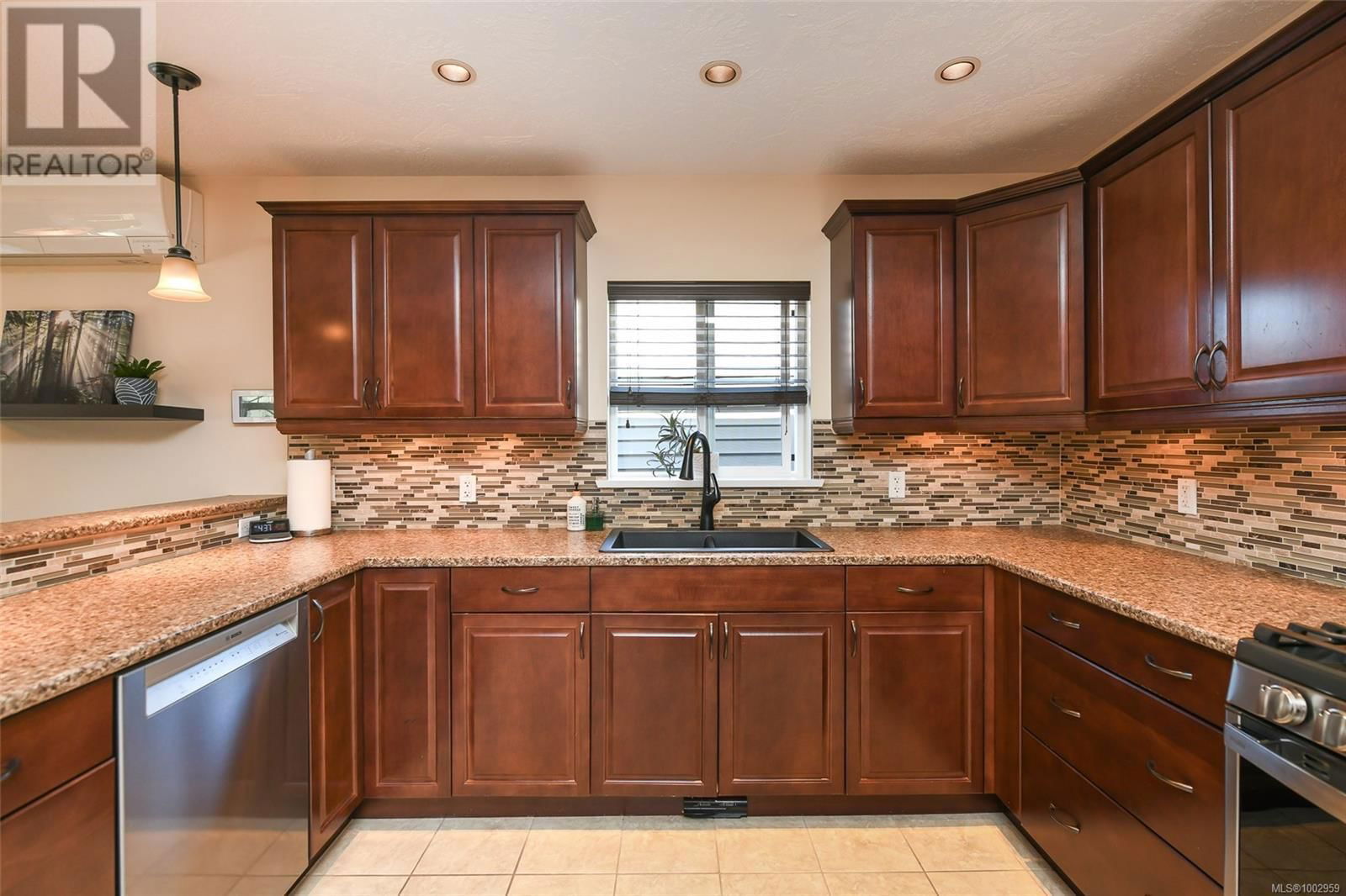 2664 RYDAL AVENUE Image 22