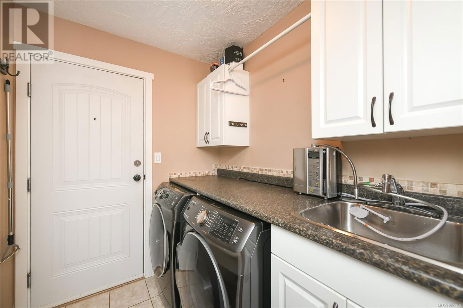 2664 RYDAL AVENUE Image 24