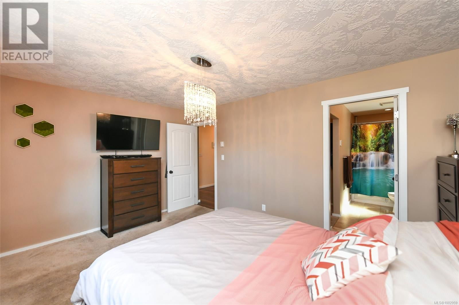 2664 RYDAL AVENUE Image 25