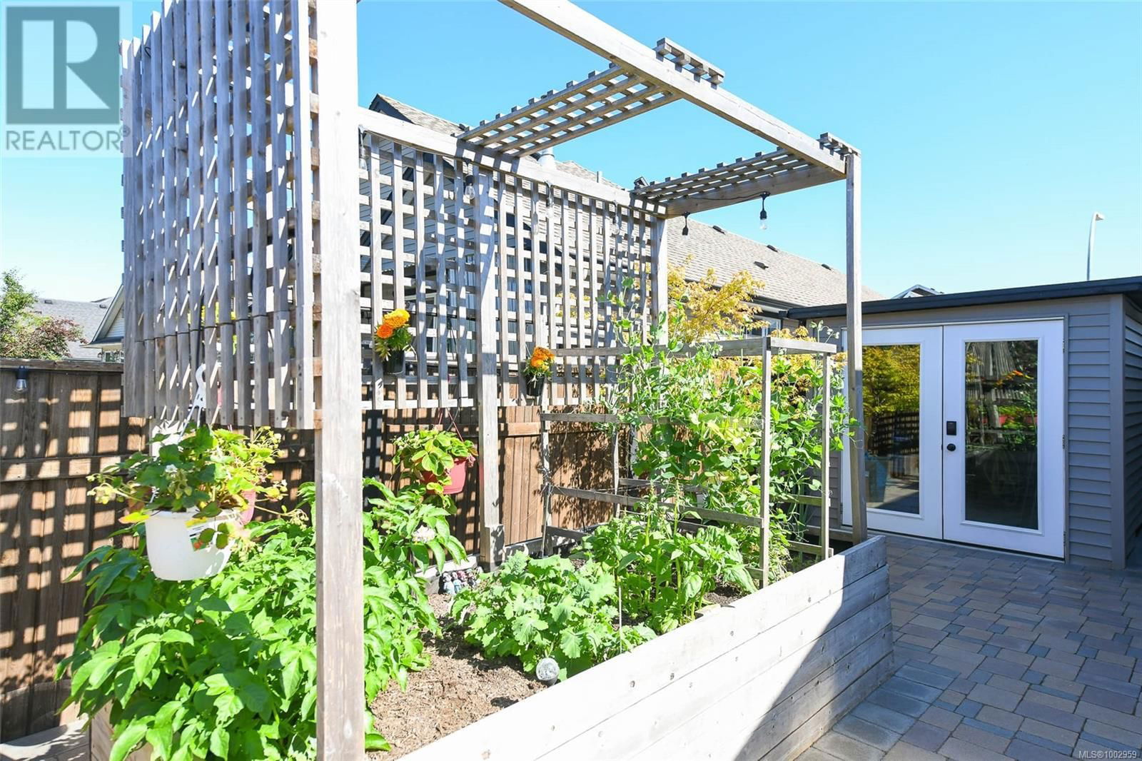 2664 RYDAL AVENUE Image 39