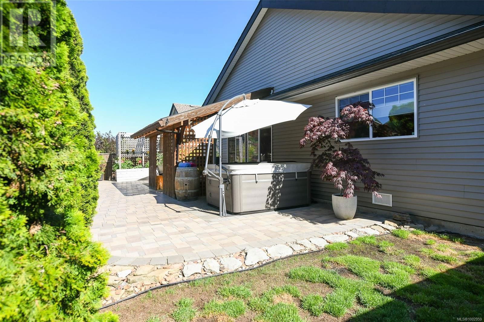 2664 RYDAL AVENUE Image 44