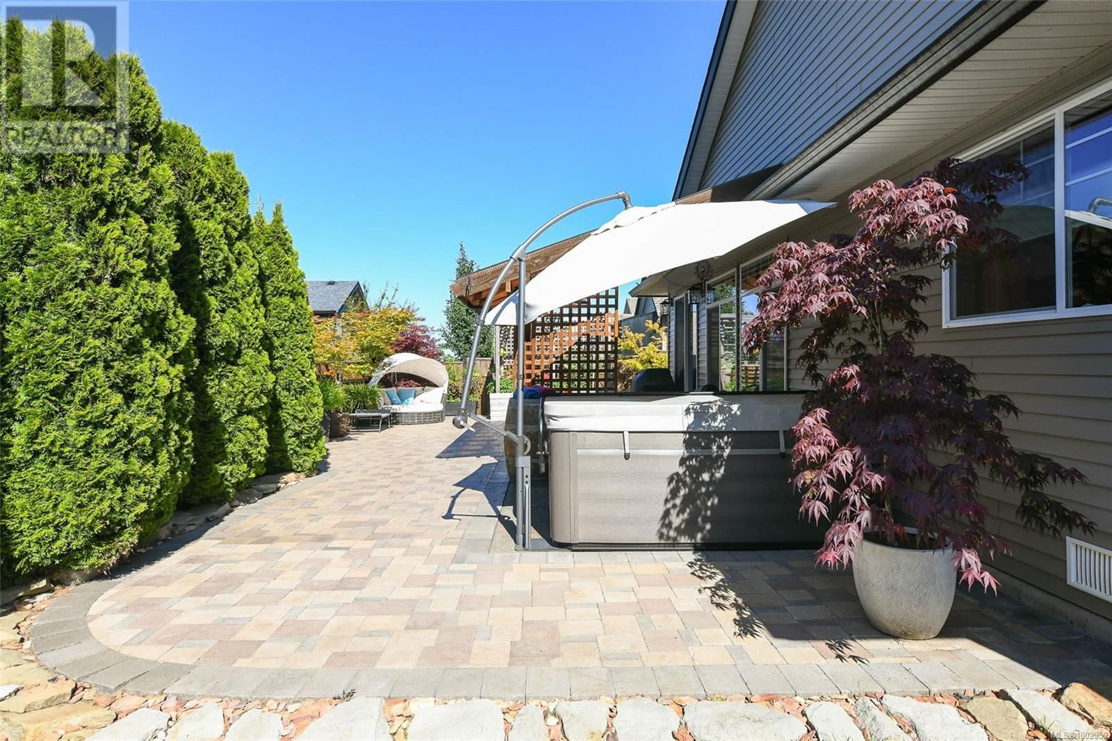 2664 RYDAL AVENUE Image 45